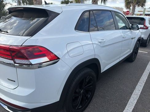 Certified 2023 Volkswagen Atlas Cross Sport SE w/ Black Wheel Package image 14