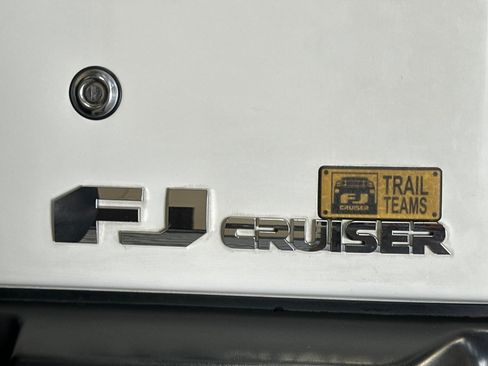 Used 2013 Toyota FJ Cruiser 4WD w/ Upgrade Pkg image 44