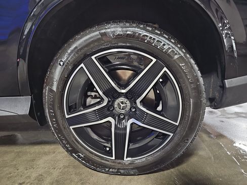 Used 2026 Mercedes-Benz GLC 300 image 35