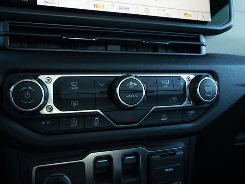 New 2026 Jeep Wrangler Sport AWD/4WD image 18