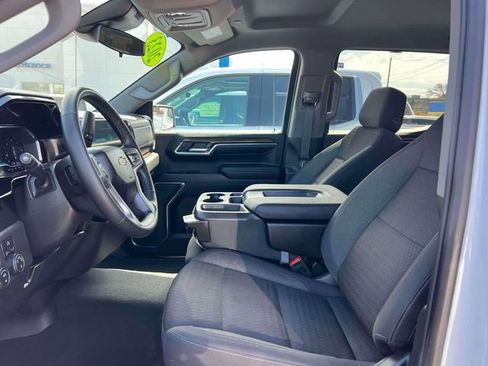 Used 2023 Chevrolet Silverado 1500 LT image 16