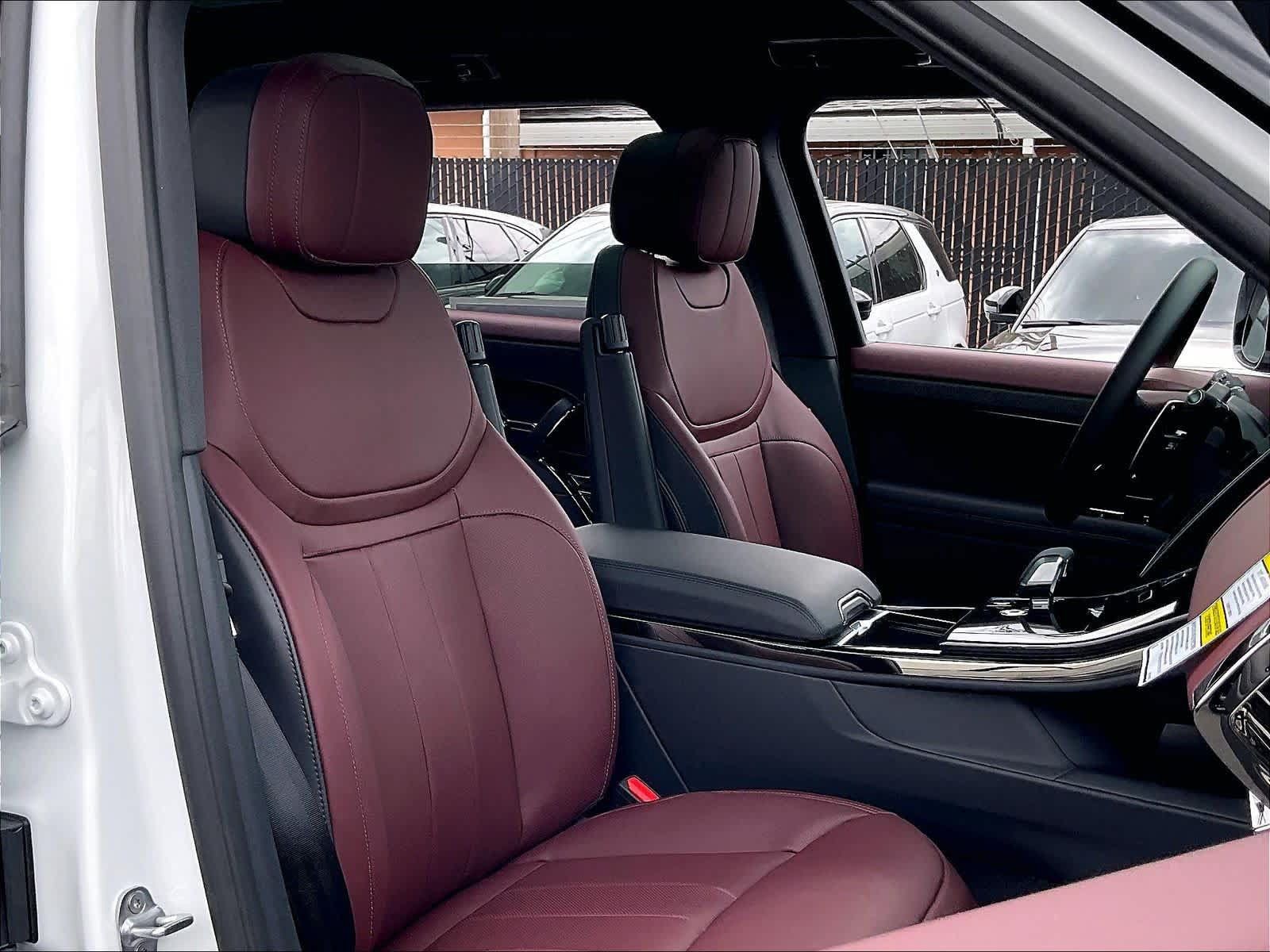 New 2026 Land Rover Range Rover Sport Dynamic SE AWD/4WD image 31