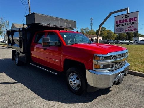 Used 2019 Chevrolet Silverado 3500 W/T w/ WT Convenience Package AWD/4WD image 3
