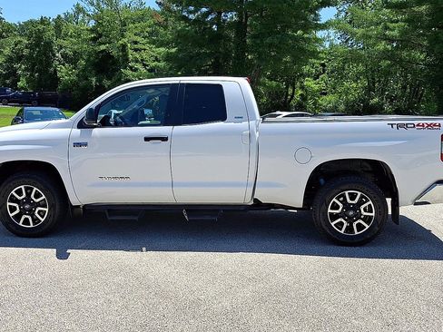 Used 2019 Toyota Tundra SR5 w/ TRD Off Road Package AWD/4WD image 6