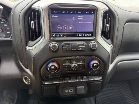 Used 2019 Chevrolet Silverado 1500 LT w/ All-Star Edition AWD/4WD image 23