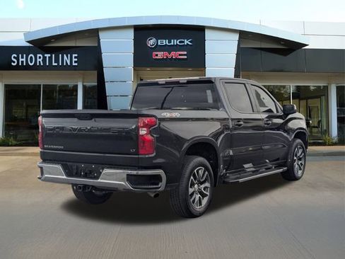 Used 2022 Chevrolet Silverado 1500 LT image 3