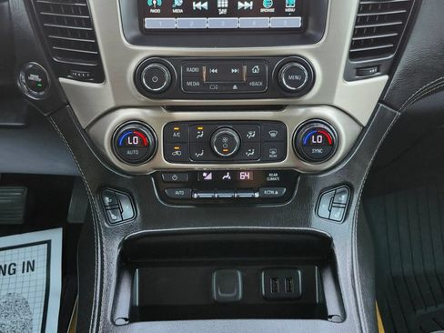 Used 2017 GMC Yukon Denali AWD/4WD image 36