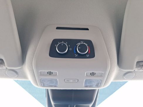 Used 2021 Nissan Rogue Sport SV image 13