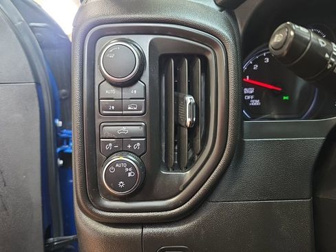 Used 2022 Chevrolet Silverado 1500 Custom w/ LPO, Dark Essentials Package image 23