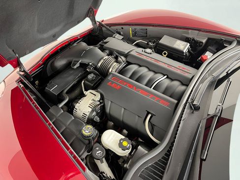 Used 2008 Chevrolet Corvette Coupe w/ Preferred Equipment Group RWD image 16