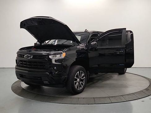 Used 2023 Chevrolet Silverado 1500 RST RWD image 11