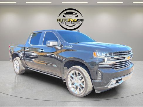 Used 2022 Chevrolet Silverado 1500 High Country w/ Technology Package AWD/4WD image 1