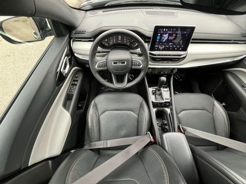 Used 2023 Jeep Compass Limited AWD/4WD image 23