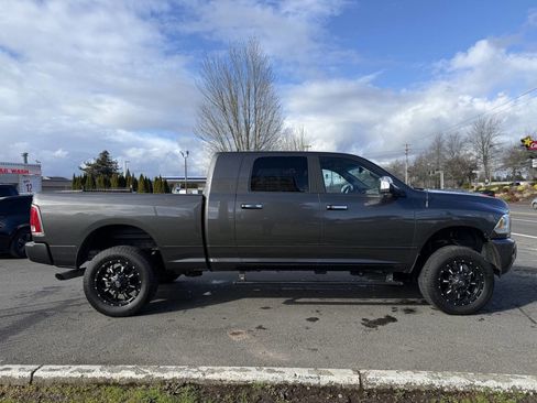 Used 2014 RAM 2500 Limited image 11