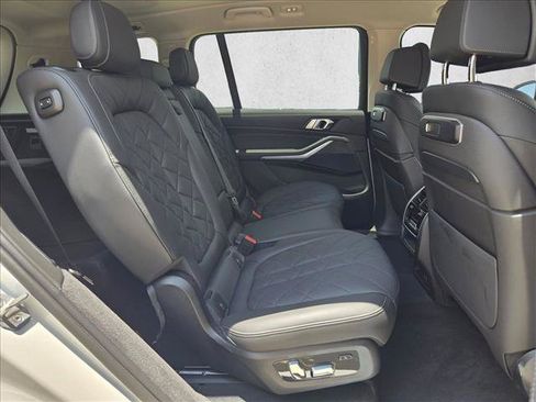 Used 2025 BMW X7 xDrive40i w/ Climate Comfort Package AWD/4WD image 21