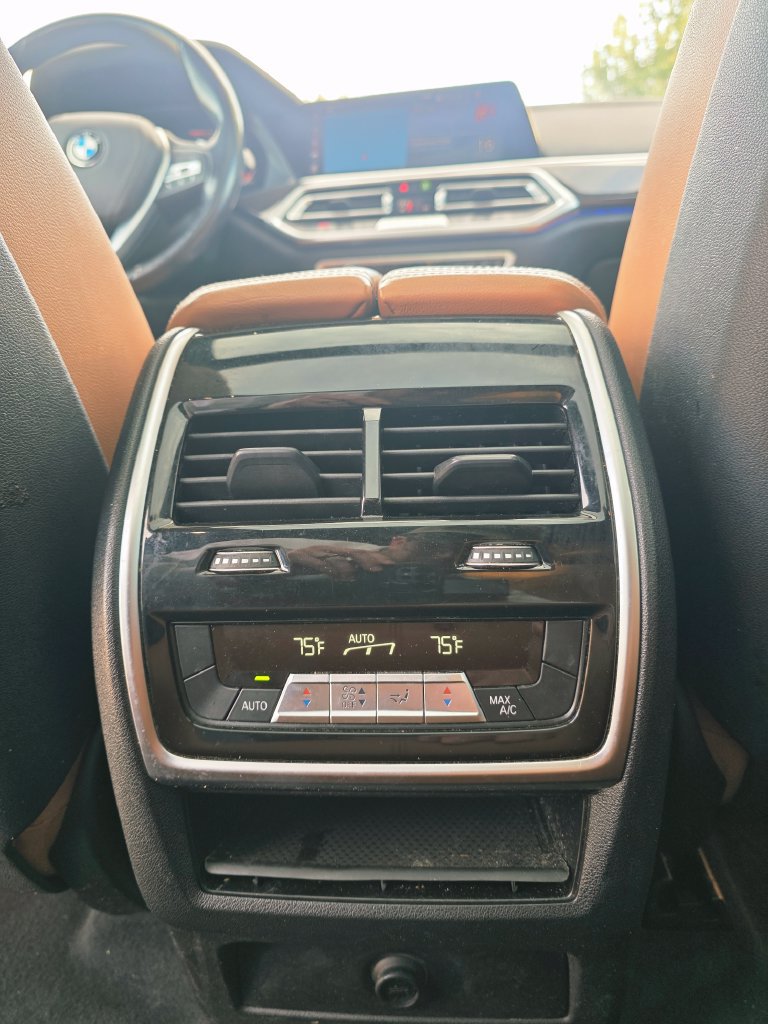 Used 2019 BMW X5 xDrive40i w/ Premium Package 2 AWD/4WD image 43
