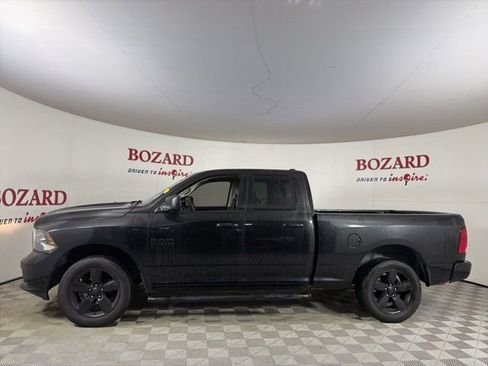 Used 2018 RAM 1500 Express w/ Black Ram 1500 Express Group AWD/4WD image 5