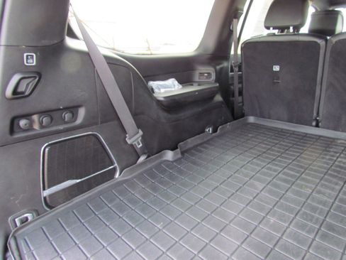 Used 2022 Jeep Wagoneer Series I image 24