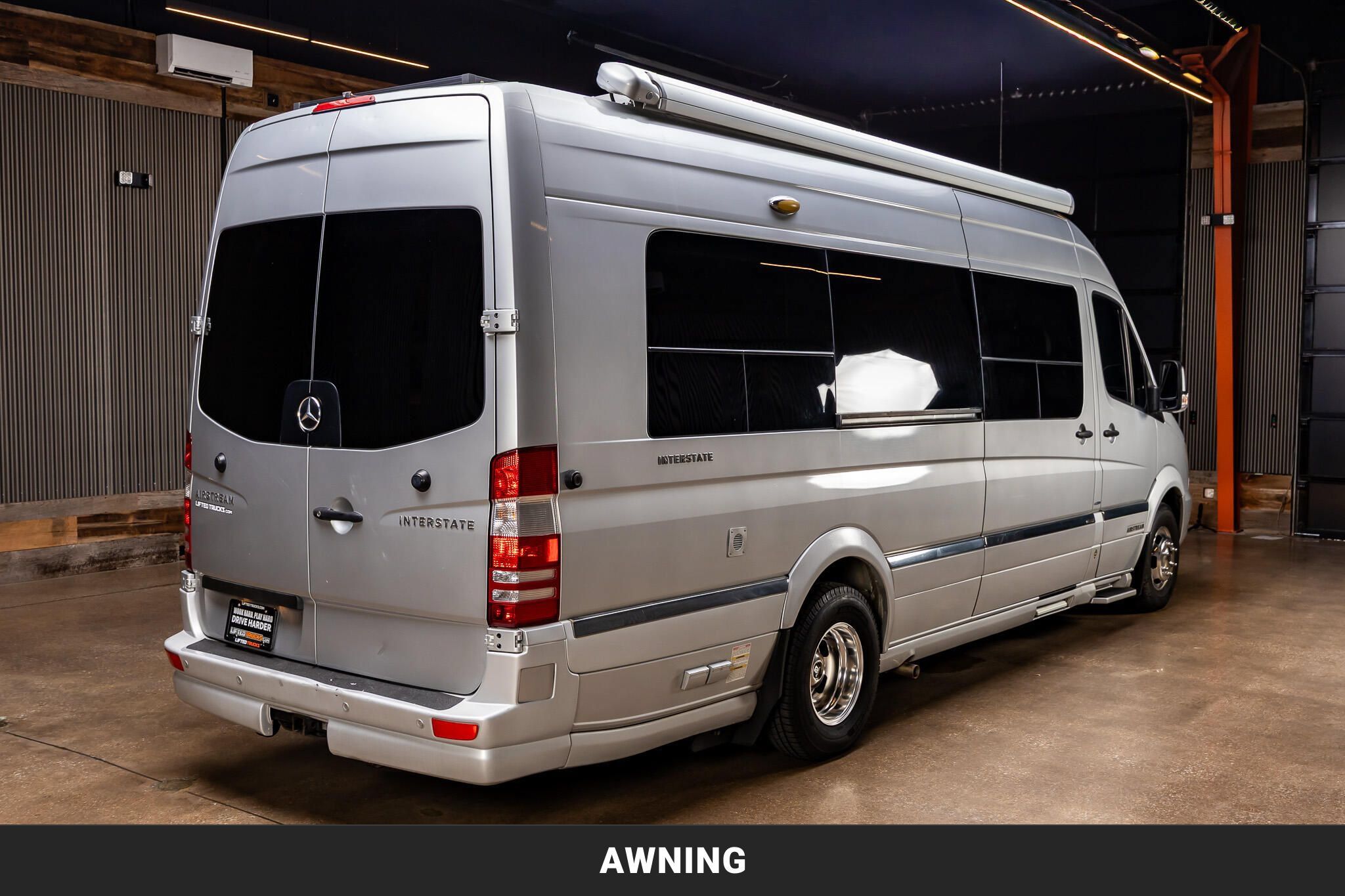 Used 2015 Mercedes-Benz Sprinter 3500 image 9