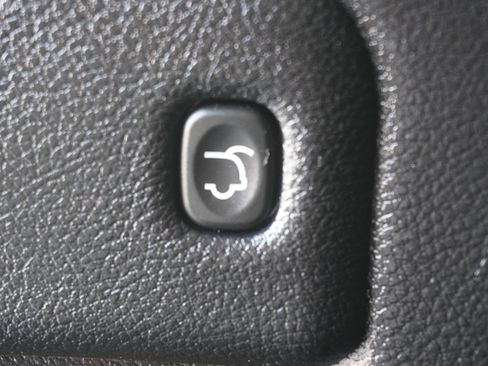 Used 2022 Jeep Grand Cherokee Laredo X RWD image 29