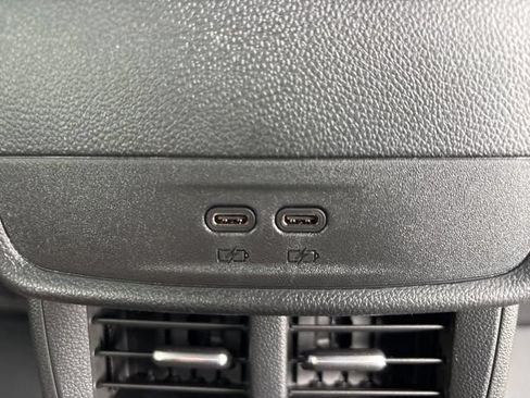 New 2026 Chevrolet Equinox LT w/ Convenience Package II FWD image 19