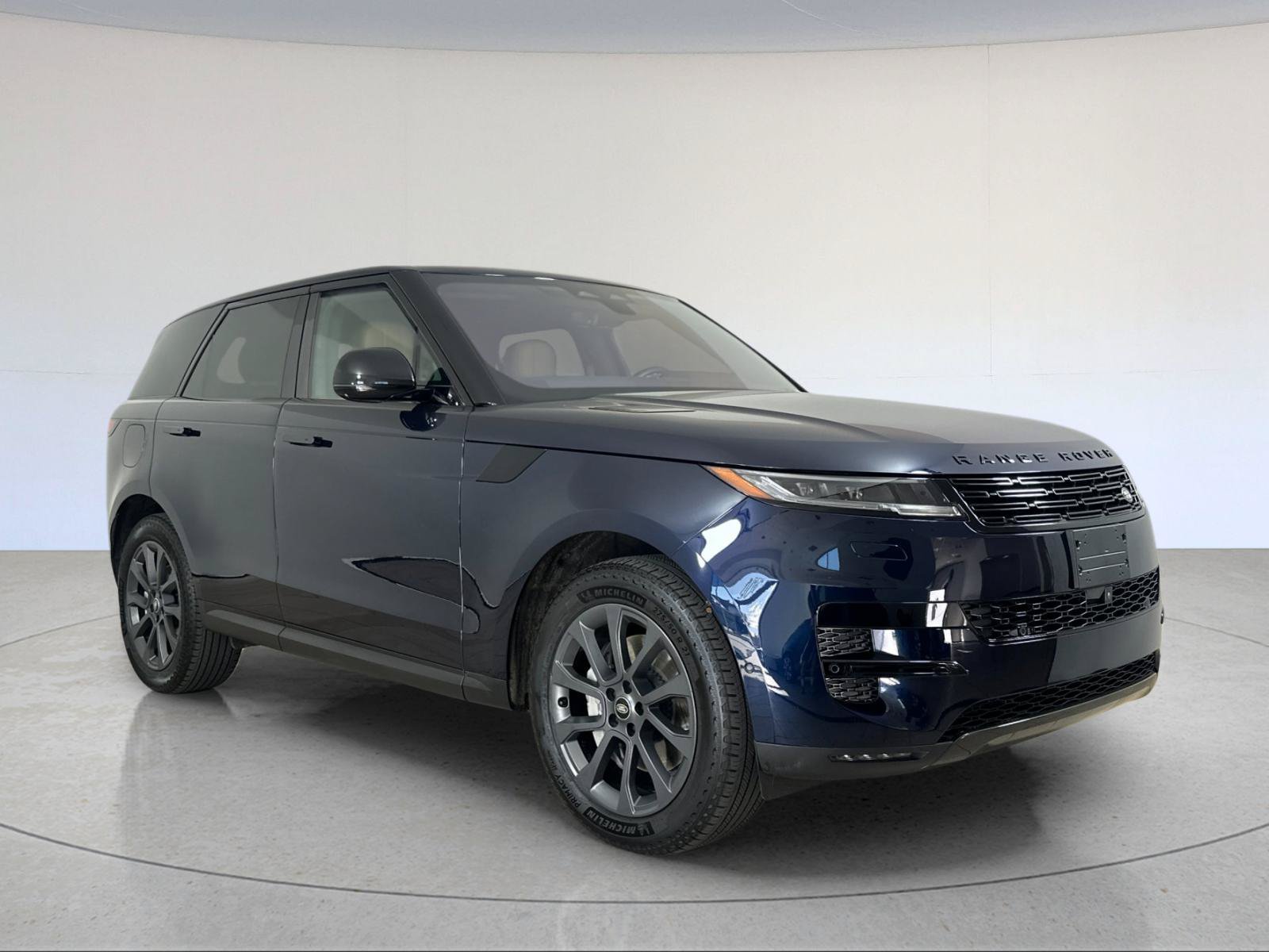 Used 2023 Land Rover Range Rover Sport SE AWD/4WD image 8