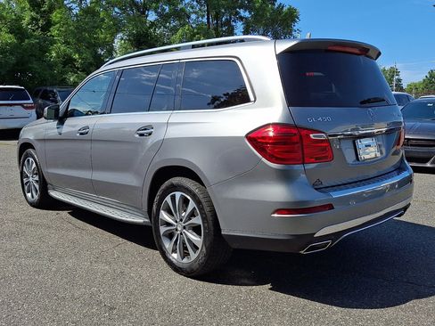 Used 2015 Mercedes-Benz GL 450 4MATIC image 3