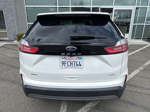 Used 2022 Ford Edge SEL w/ Convenience Package AWD/4WD image 4