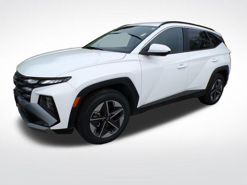 Certified 2025 Hyundai Tucson SEL AWD/4WD image 2