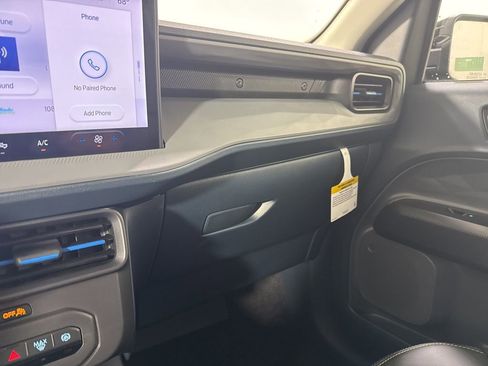 New 2026 Ford Maverick Lobo AWD/4WD image 28