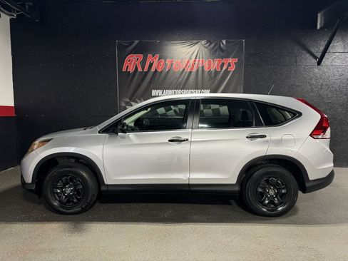 Used 2014 Honda CR-V LX image 2