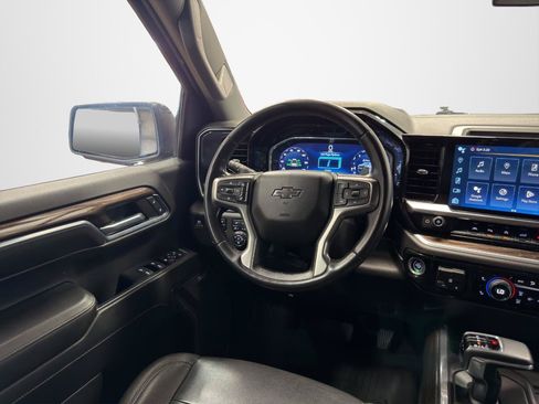 Used 2022 Chevrolet Silverado 1500 LT Trail Boss w/ LT Trail Boss Premium Package AWD/4WD image 14
