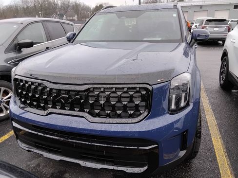 Used 2025 Kia Telluride EX X-Line image 11