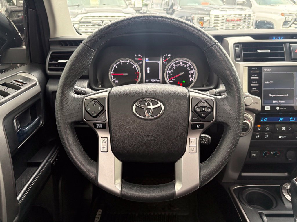 Used 2020 Toyota 4Runner Limited AWD/4WD image 17