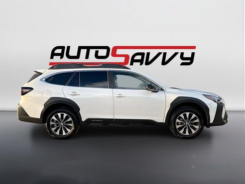 Used 2025 Subaru Outback Limited AWD/4WD image 8