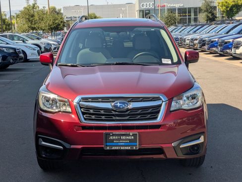 Used 2017 Subaru Forester 2.5i Premium w/ Protection Package #1 AWD/4WD image 8