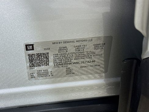 Used 2020 Chevrolet Traverse LT w/ LT Premium Package image 40