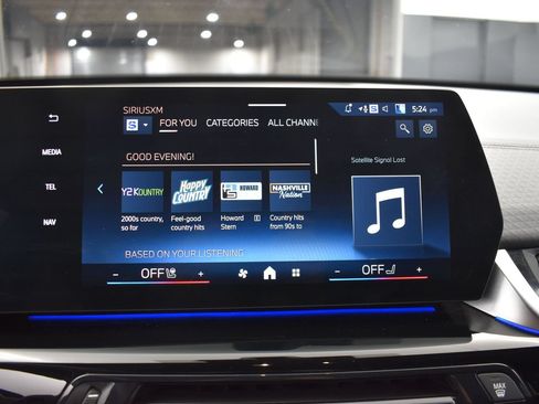 Used 2026 BMW X2 xDrive28i AWD/4WD image 8