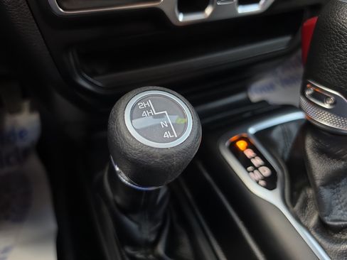 Used 2021 Jeep Wrangler Unlimited Sport AWD/4WD image 34