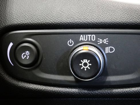 Used 2024 Chevrolet Malibu LT FWD image 14