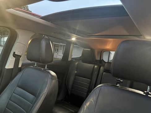 Used 2015 Ford Escape Titanium FWD image 20