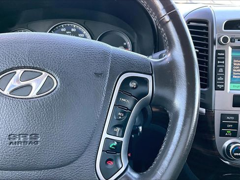 Used 2011 Hyundai Santa Fe Limited w/ Navigation Pkg 4 image 22