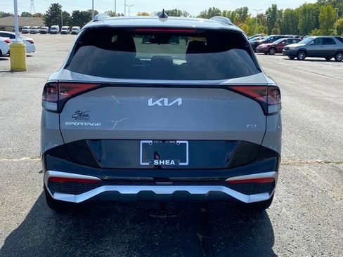 Used 2024 Kia Sportage SX image 5