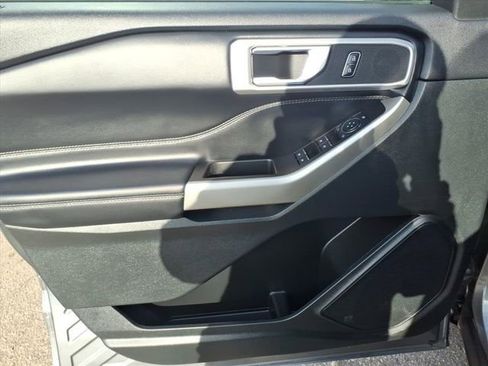 Certified 2023 Ford Explorer XLT w/ Equipment Group 202A image 15