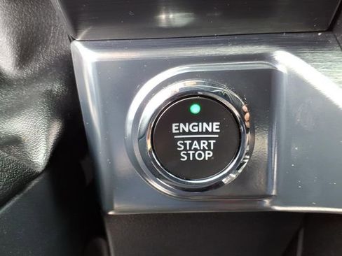 Used 2022 Ford F150 Lariat w/ Equipment Group 502A High AWD/4WD image 30