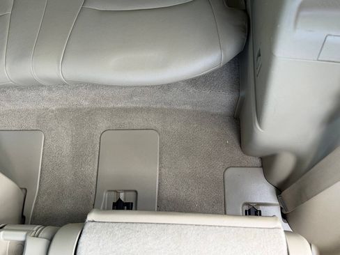 Used 2010 Toyota Highlander Limited AWD/4WD image 42