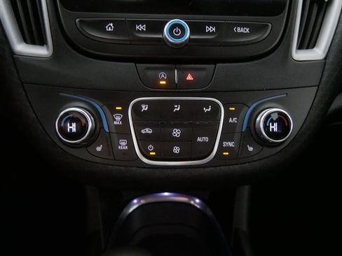 Used 2023 Chevrolet Malibu LT FWD image 25