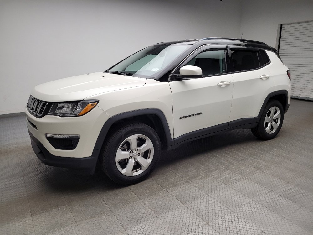 Used 2018 Jeep Compass Latitude w/ Popular Equipment Group AWD/4WD image 2