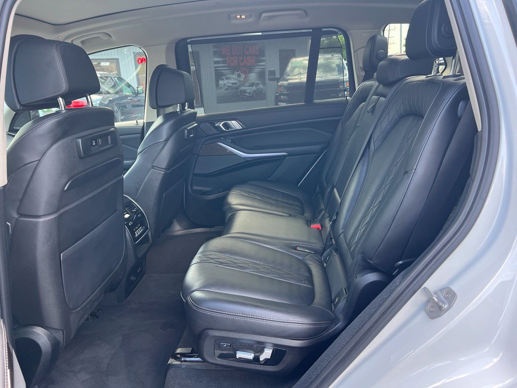 Used 2020 BMW X7 xDrive40i w/ Premium Package AWD/4WD image 18