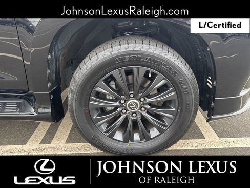 Used 2023 Lexus GX 460 Premium image 9